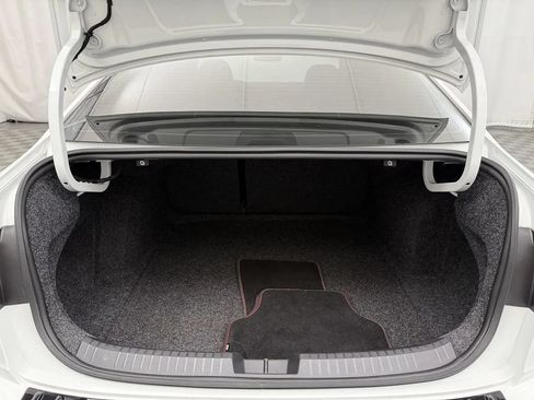 Used 2021 Volkswagen Jetta GLI FWD image 29