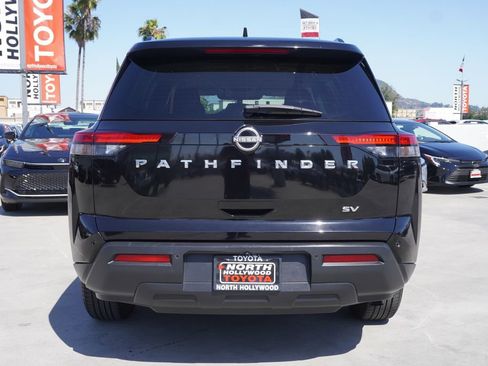 Used 2022 Nissan Pathfinder SV FWD image 6