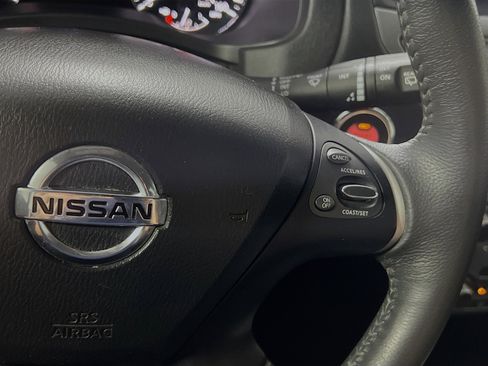 Used 2017 Nissan Pathfinder SL w/ SL Tech Package FWD image 20