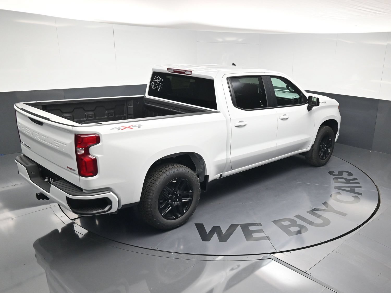 New 2026 Chevrolet Silverado 1500 RST w/ RST Select Package AWD/4WD image 38