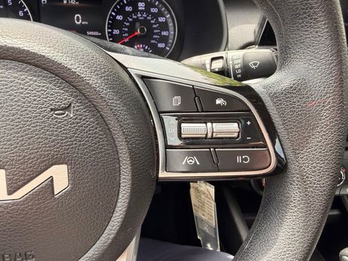 Used 2024 Kia Forte LXS FWD image 20