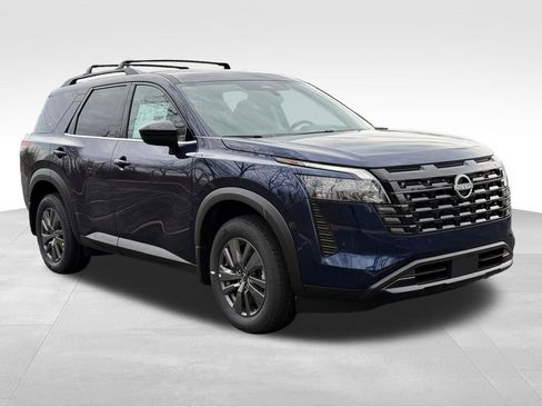 New 2026 Nissan Pathfinder SV AWD/4WD image 9