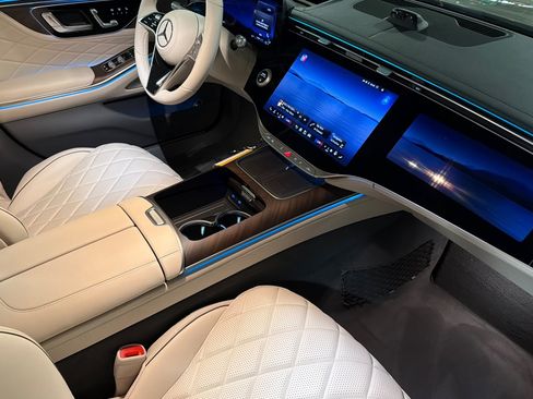 New 2027 Mercedes-Benz S 580 4MATIC Sedan image 14