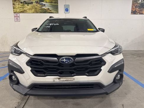Used 2024 Subaru Crosstrek 2.5i Limited AWD/4WD image 6