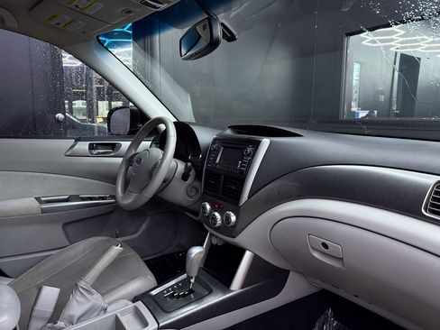 Used 2013 Subaru Forester 2.5X Limited image 27