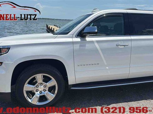 Used 2020 Chevrolet Suburban Premier image 4