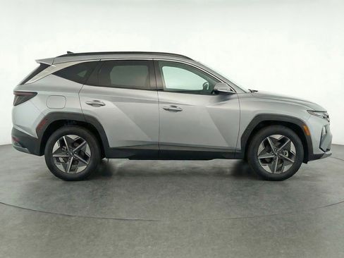 Used 2025 Hyundai Tucson SEL AWD/4WD image 11