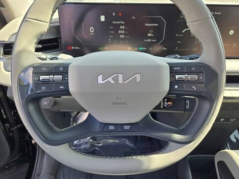 New 2026 Kia EV9 Wind AWD/4WD image 16