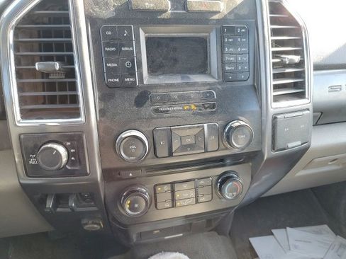 Used 2017 Ford F350 XLT image 11