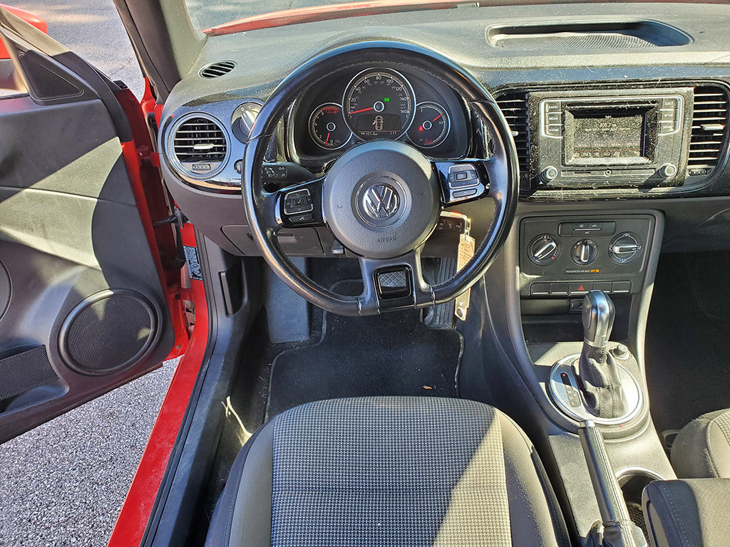 Used 2019 Volkswagen Beetle 2.0T S FWD image 9