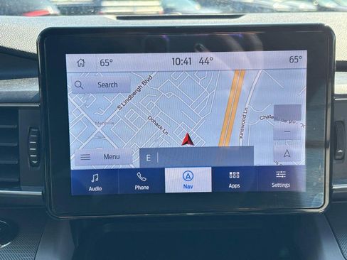 Used 2023 Ford Explorer XLT w/ Equipment Group 202A AWD/4WD image 24