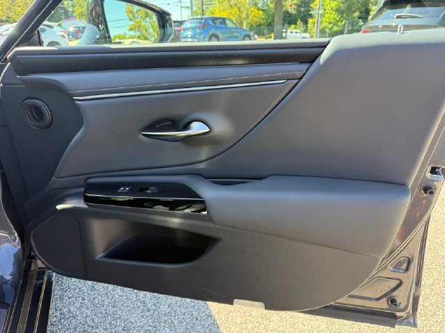 Used 2024 Lexus ES 350 w/ Premium Package FWD image 26