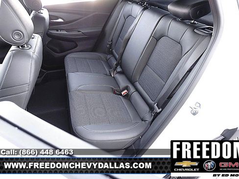 New 2026 Buick Envista Preferred image 14