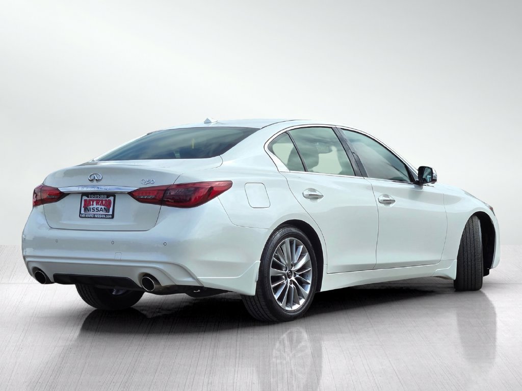 Used 2023 INFINITI Q50 Luxe w/ Cargo Package RWD image 5