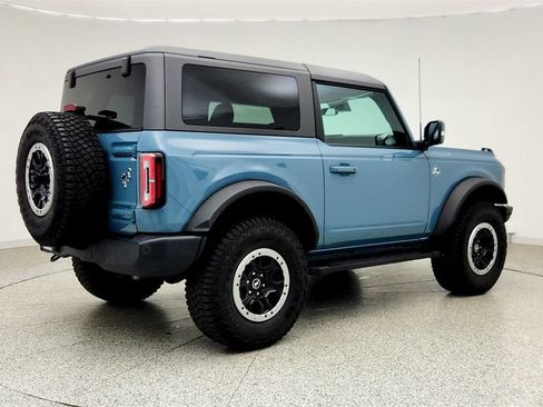 Used 2022 Ford Bronco Outer Banks w/ Sasquatch Package AWD/4WD image 5