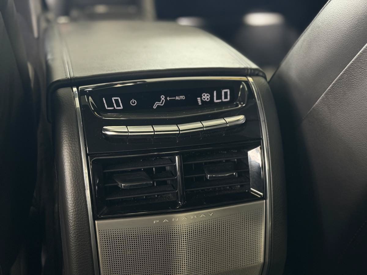 Used 2019 Cadillac CT6 V w/ Driver Assist Package AWD/4WD image 60