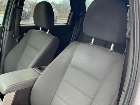 Used 2009 Ford Escape XLT image 6