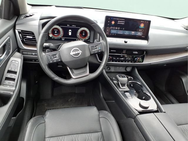 Used 2025 Nissan Rogue Platinum w/ Platinum Premium Package AWD/4WD image 17