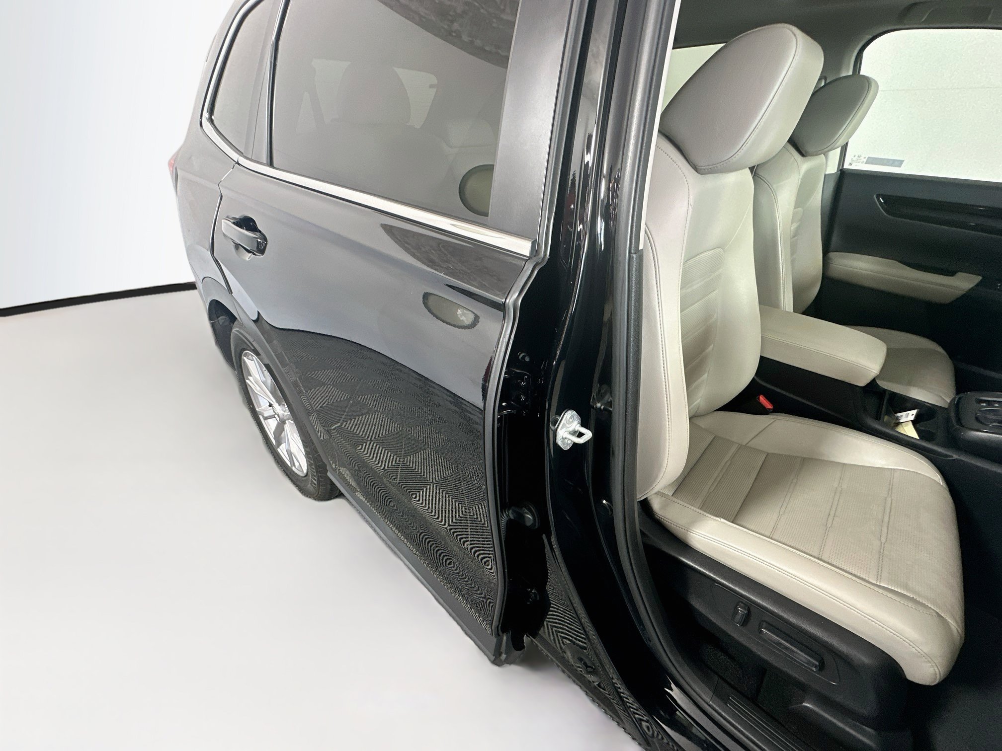 Used 2023 Honda CR-V EX-L image 28