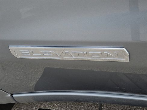 Used 2025 GMC Sierra 1500 Elevation image 15