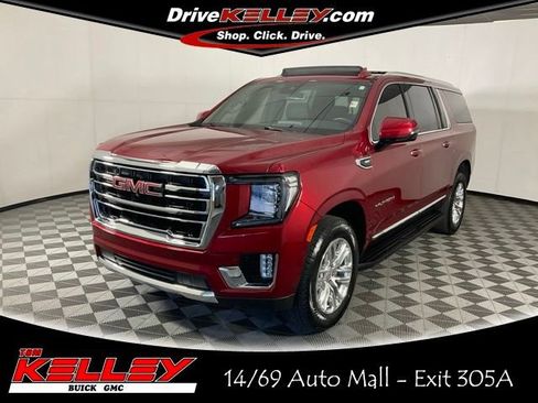 Used 2023 GMC Yukon XL SLT w/ SLT Premium Package AWD/4WD image 1