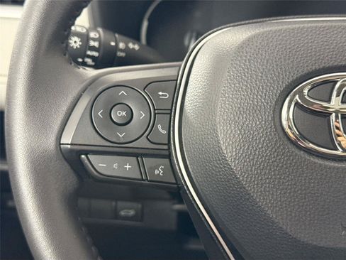 Certified 2025 Toyota RAV4 XLE Premium FWD image 17