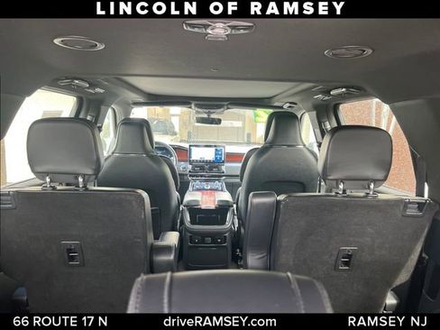 Used 2022 Lincoln Navigator L Reserve AWD/4WD image 22