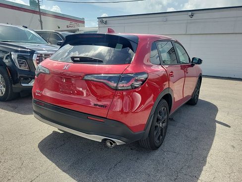 Used 2024 Honda HR-V Sport image 9