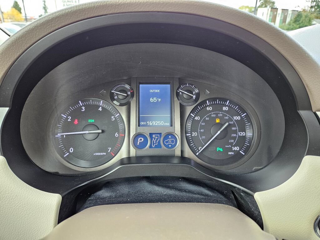 Used 2014 Lexus GX 460 Luxury AWD/4WD image 20