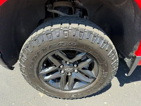 Used 2020 Chevrolet Silverado 1500 LT Trail Boss AWD/4WD image 8