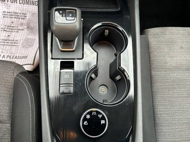 Used 2023 Nissan Rogue SV AWD/4WD image 34
