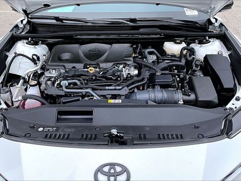Used 2025 Toyota Camry XSE FWD image 30