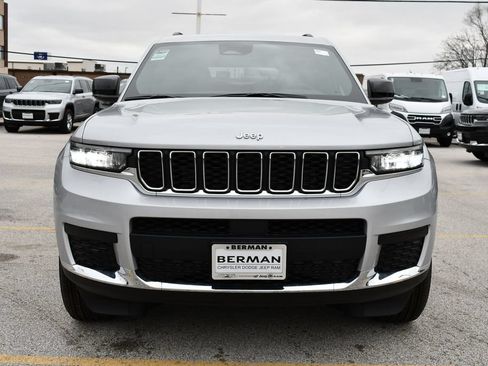 New 2026 Jeep Grand Cherokee L 4WD image 2
