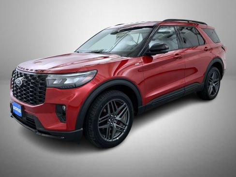 Used 2025 Ford Explorer ST-Line w/ ST-Line Street Pack AWD/4WD image 1