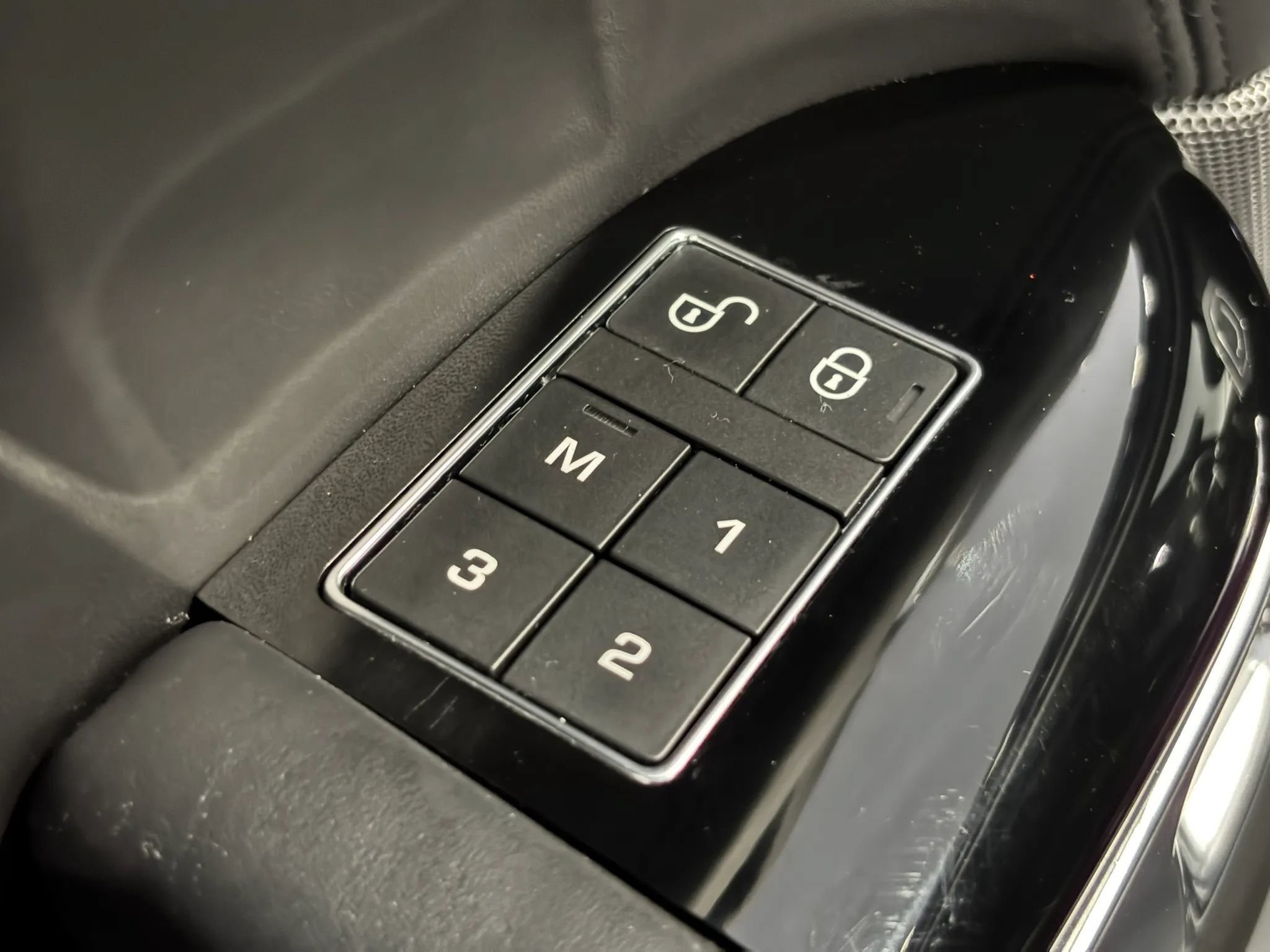 Used 2019 Land Rover Range Rover Sport HSE Dynamic AWD/4WD image 39