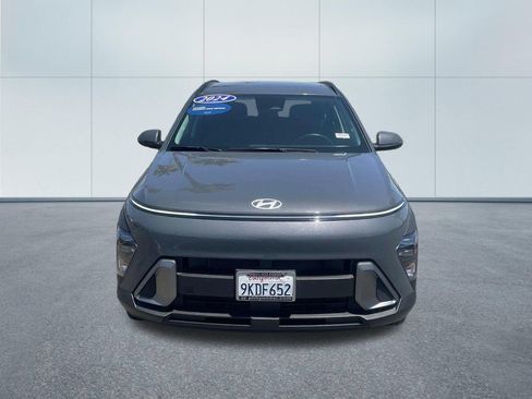Used 2024 Hyundai Kona SEL AWD/4WD image 2