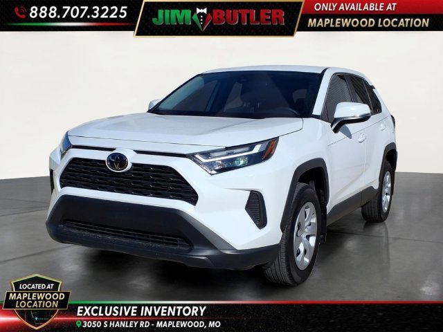 Used 2024 Toyota RAV4 LE AWD/4WD image 1