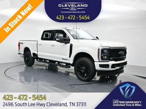 New 2026 Ford F250 Lariat w/ Black Appearance Package AWD/4WD image 1