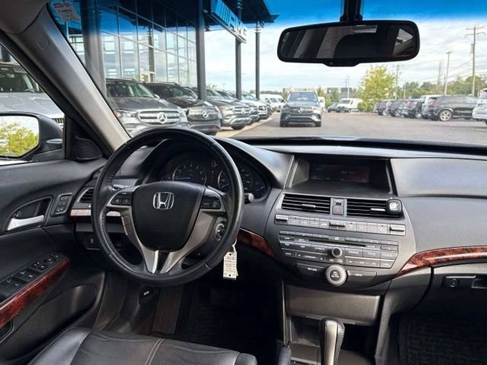Used 2011 Honda Crosstour EX-L image 11
