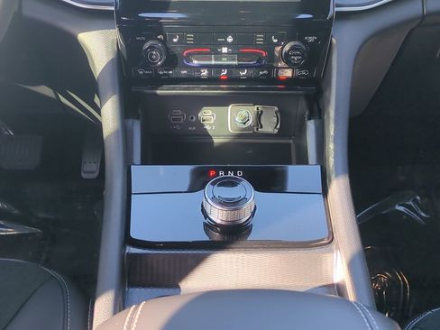 New 2025 Jeep Grand Cherokee L Altitude image 20