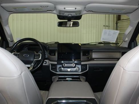 Used 2022 Ford Expedition Max Limited AWD/4WD image 22