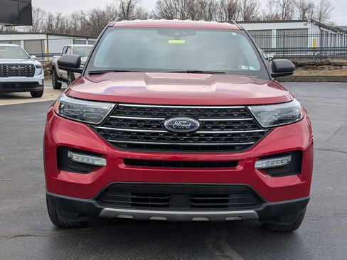 Used 2021 Ford Explorer XLT w/ Equipment Group 202A AWD/4WD image 6