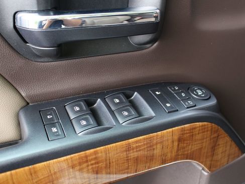 Used 2017 GMC Sierra 1500 SLT image 9