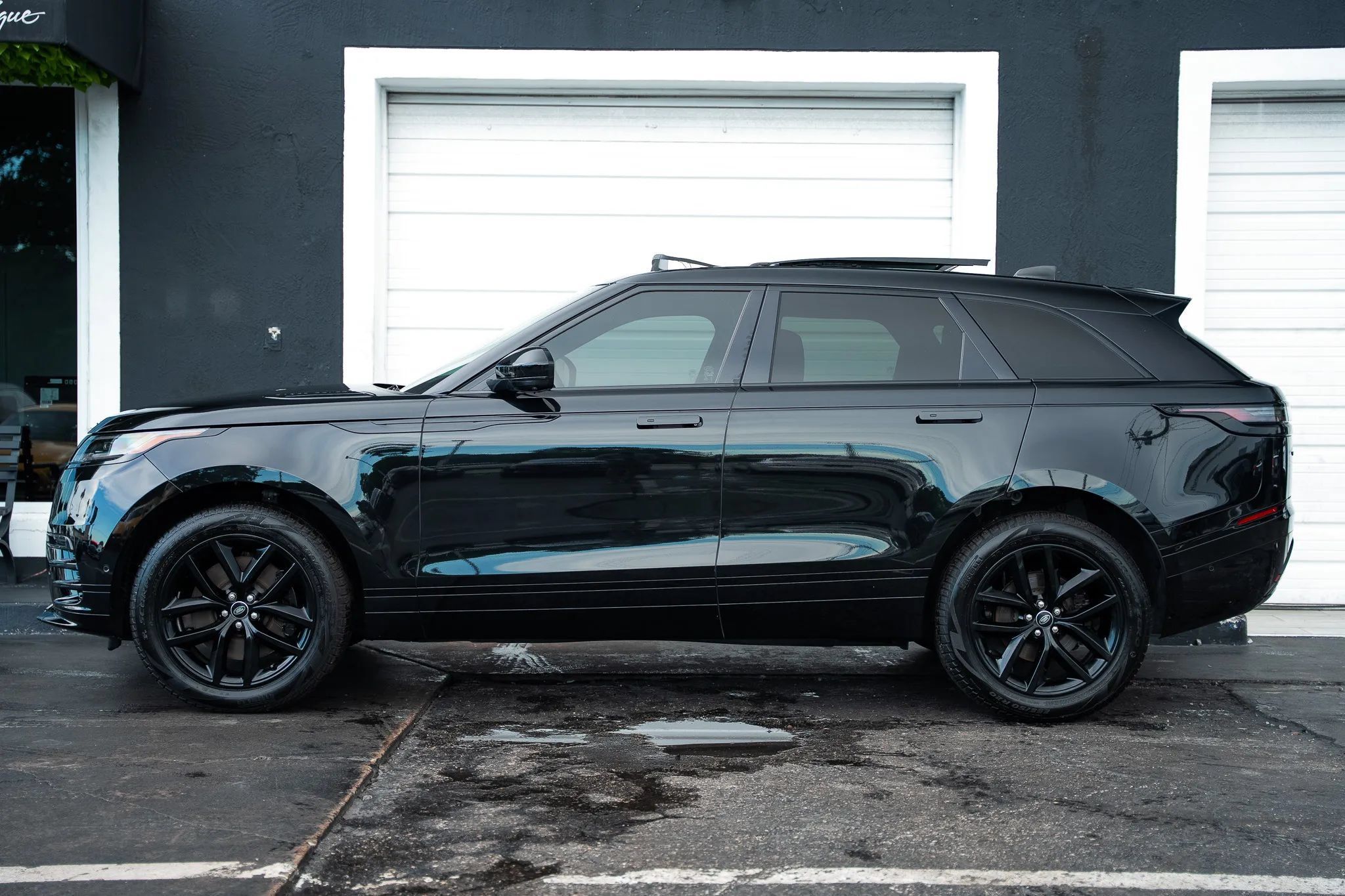 Used 2026 Land Rover Range Rover Velar Dynamic SE AWD/4WD image 10