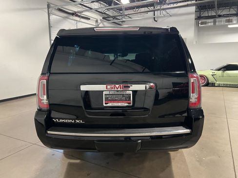 Used 2018 GMC Yukon XL Denali w/ Denali Ultimate Package AWD/4WD image 4