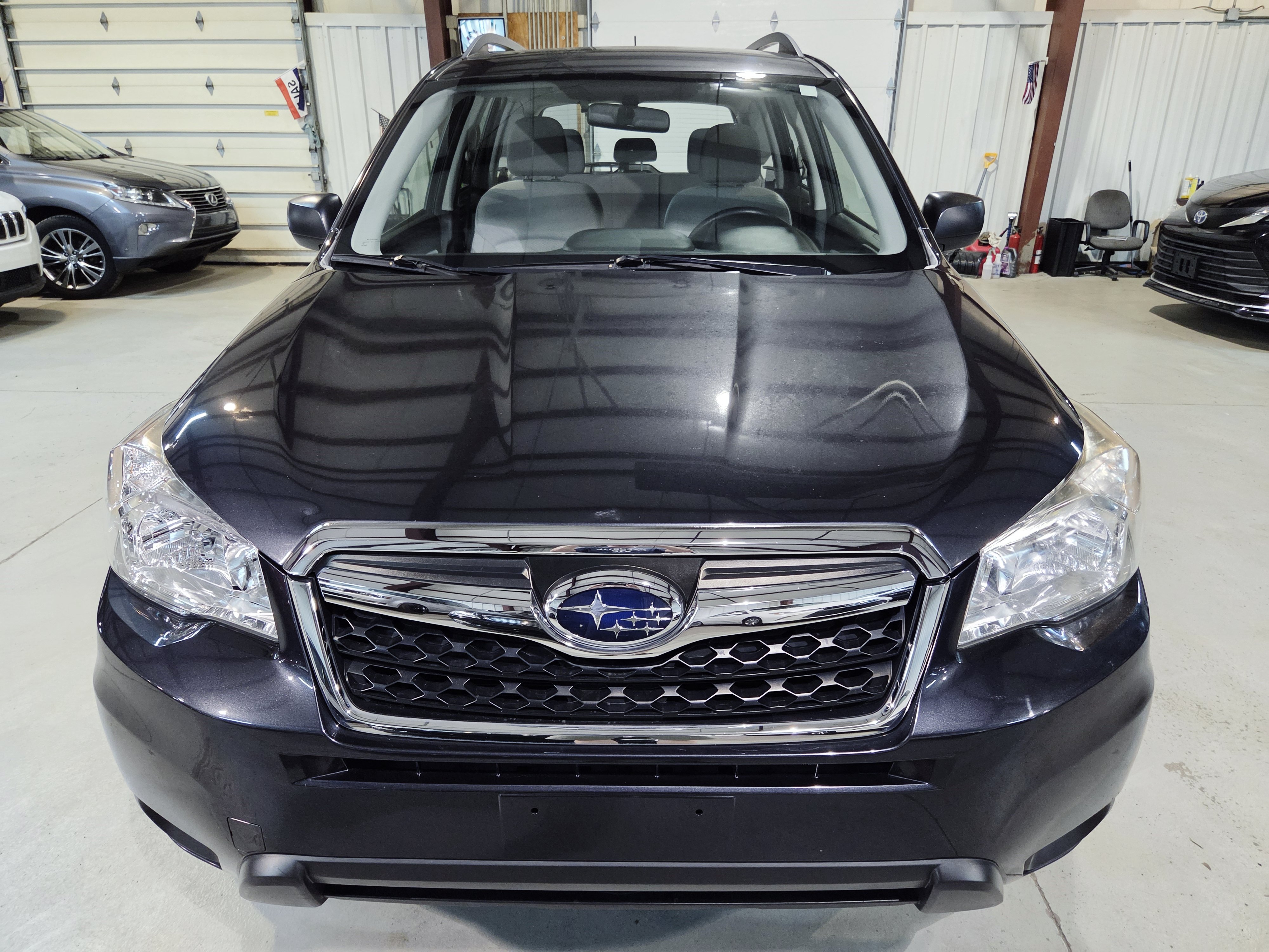 Used 2015 Subaru Forester 2.5i w/ Alloy Wheel Package AWD/4WD image 9