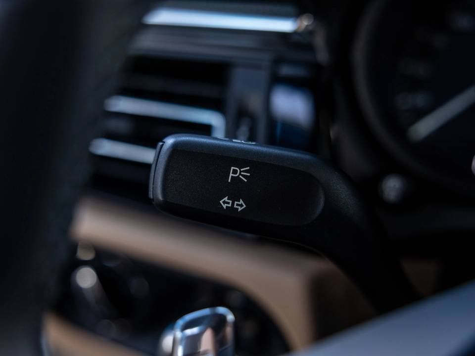 Certified 2026 Porsche Macan AWD/4WD image 41