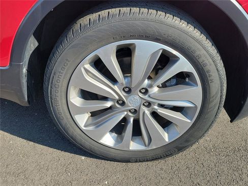 Used 2019 Buick Encore Preferred image 5