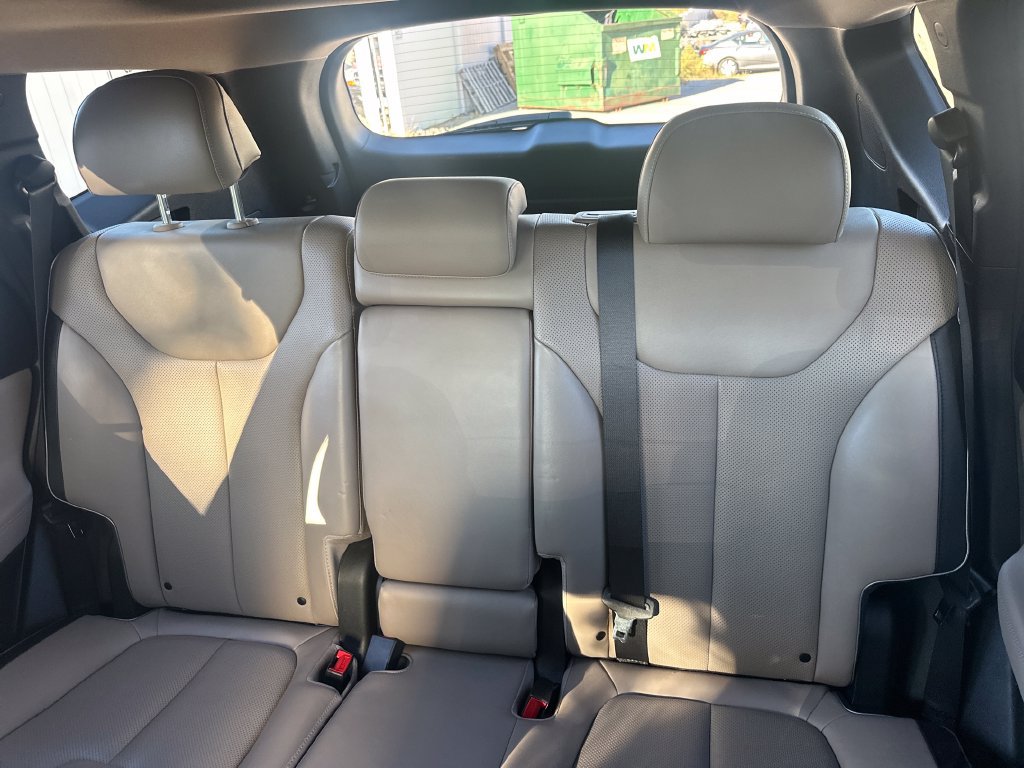 Used 2023 Hyundai Santa Fe Limited FWD image 20