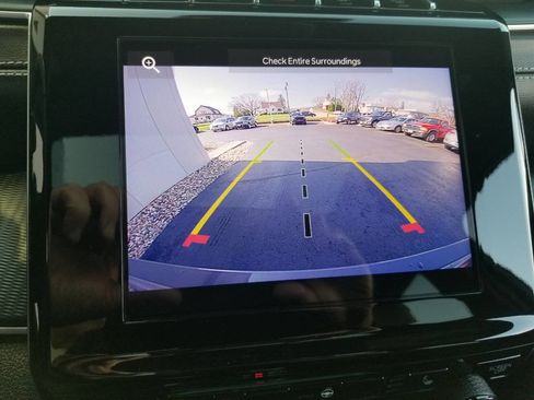 Used 2024 Jeep Grand Cherokee Altitude image 23